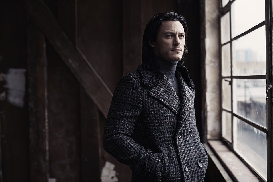 Boys And Luke Evans Image - Pemeran Antagonis Beauty And The Beast - HD Wallpaper 