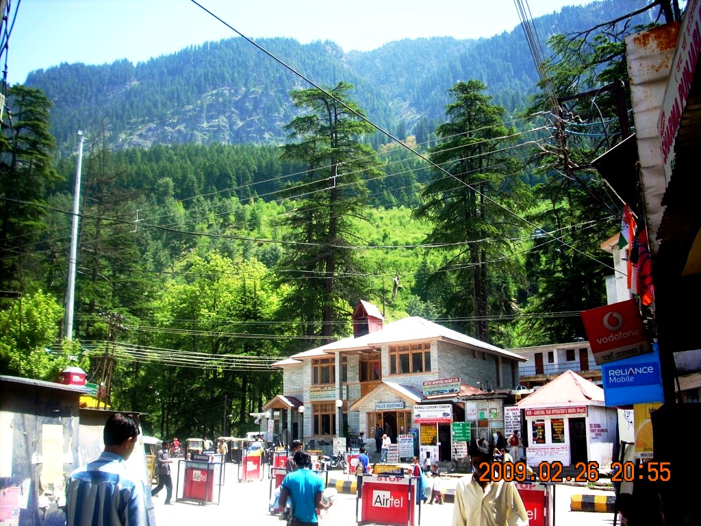 Manali Bazaar - HD Wallpaper 