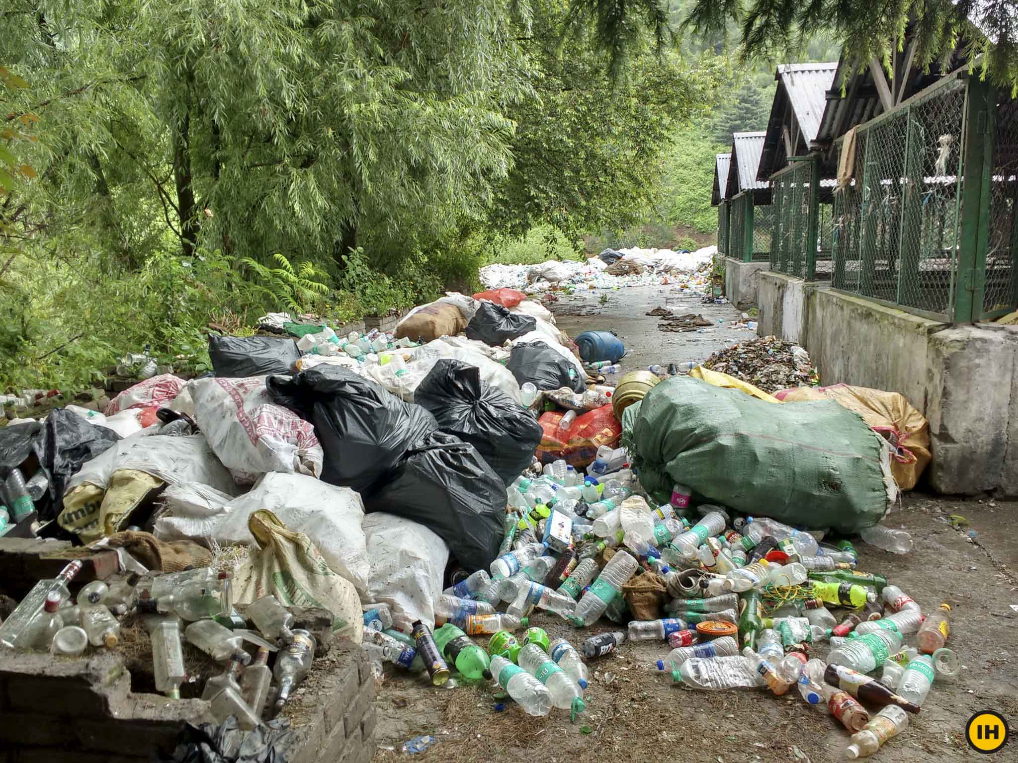 Green Trails Indiahikes - Waste - HD Wallpaper 