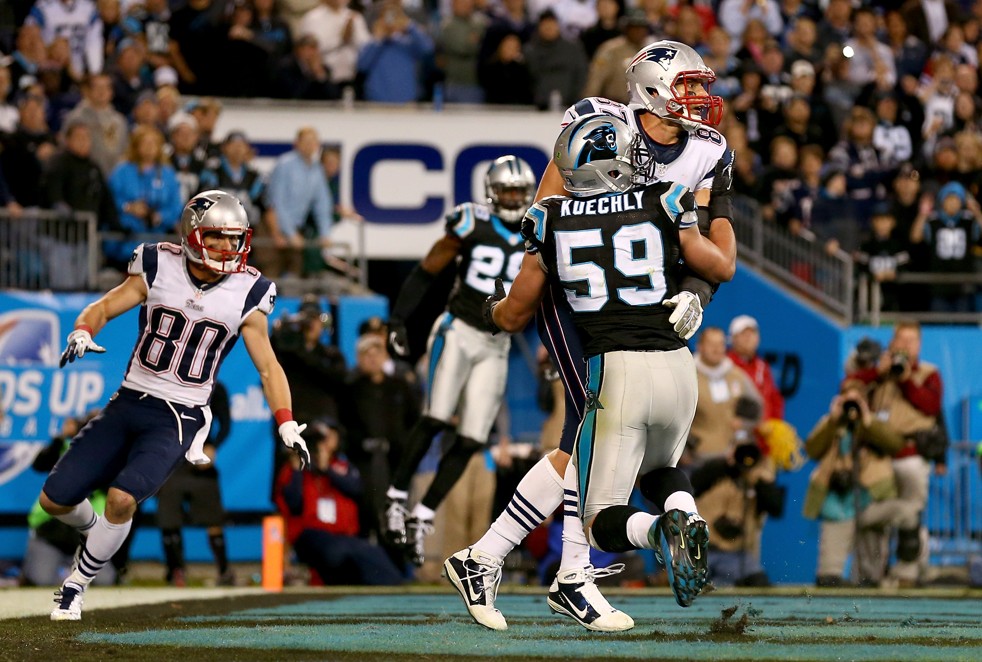 Luke Kuechly - Luke Kuechly Rob Gronkowski - HD Wallpaper 