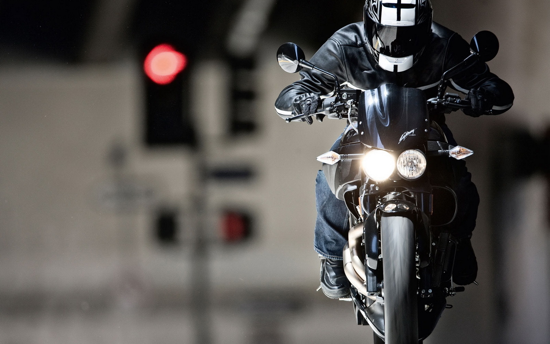 Motorcycle Helmet - HD Wallpaper 