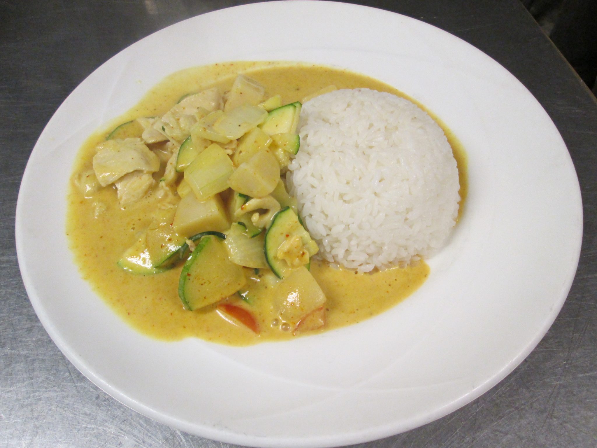 Yellow Curry - HD Wallpaper 