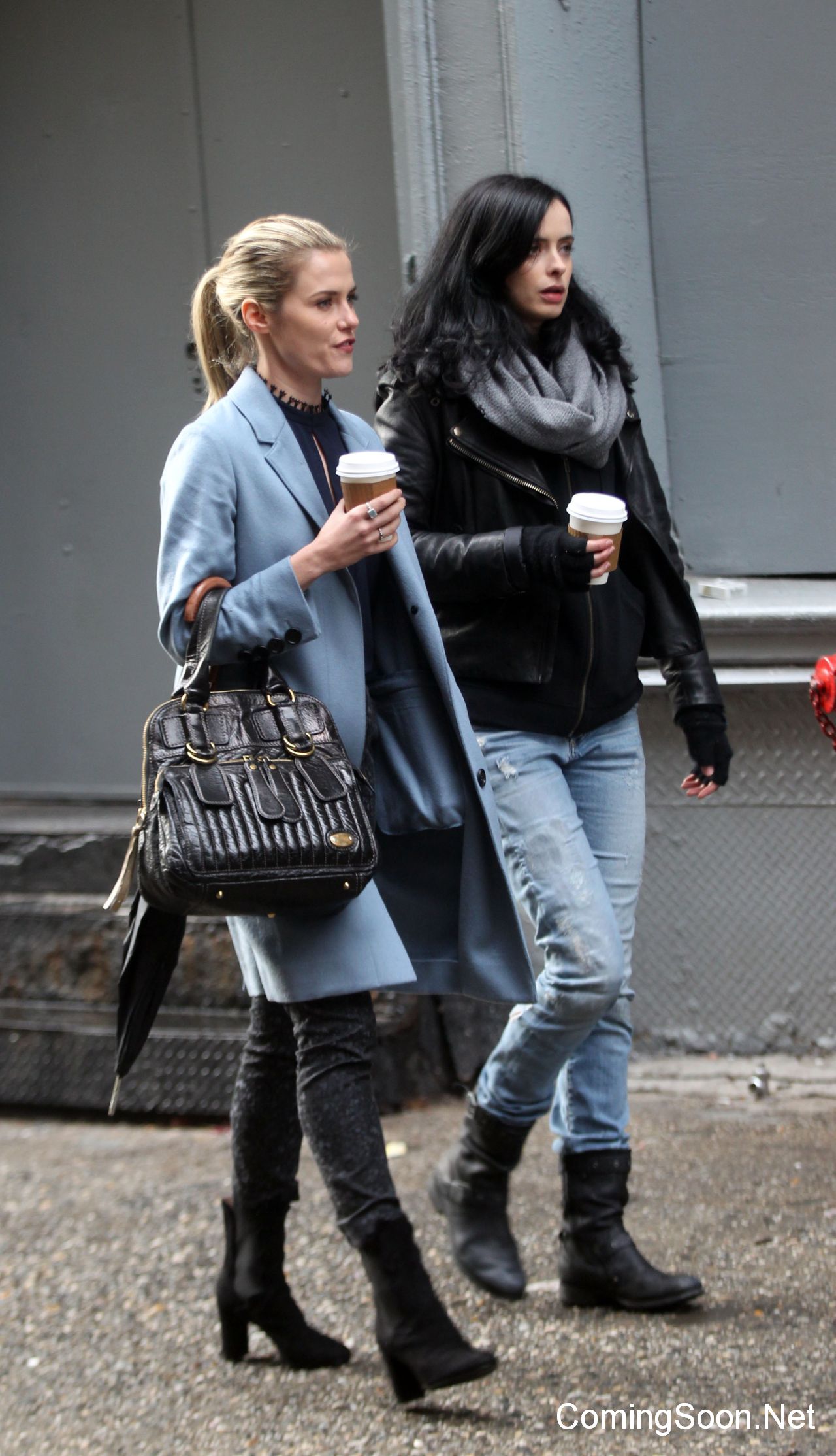 The Defenders Season 1 Behind The Scenes Picture - Simone Missick Leather Boots - HD Wallpaper 