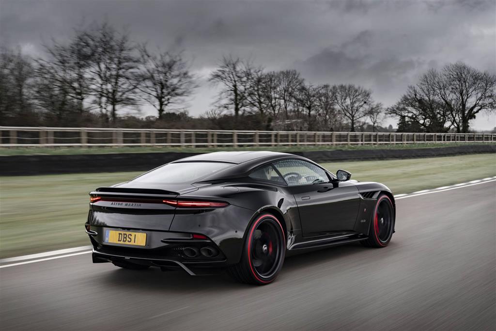 Aston Martin Dbs Superleggera - HD Wallpaper 