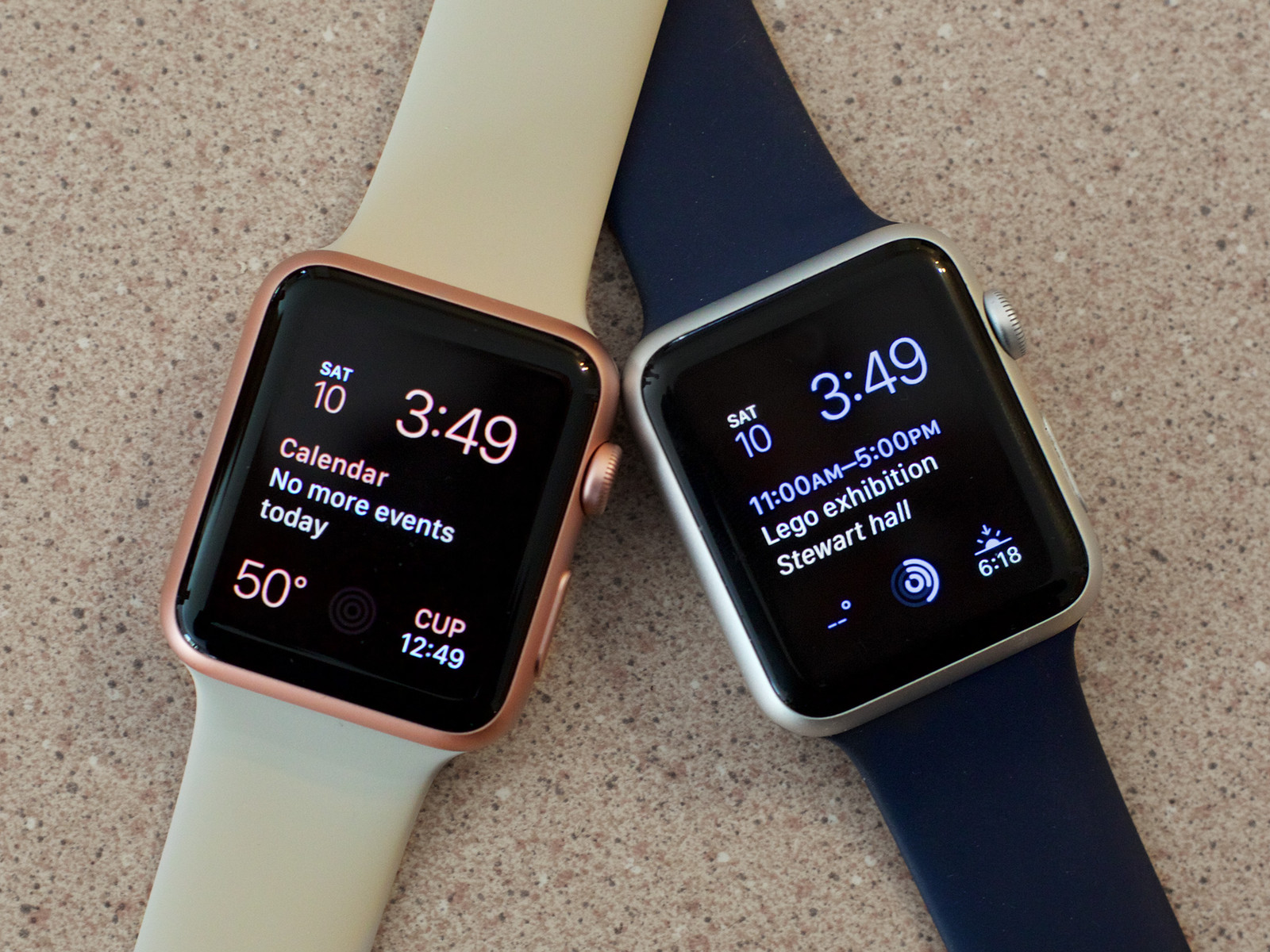 Silver Vs Rose Gold Apple Watch - HD Wallpaper 