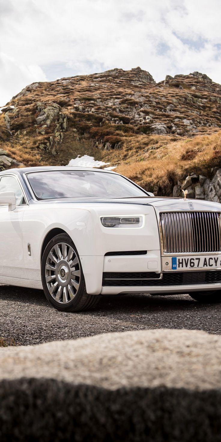 White, Wallpaper, Rollsroyce, Phantom, Offroad, Mindblowing - Rolls Royce Phantom White - HD Wallpaper 