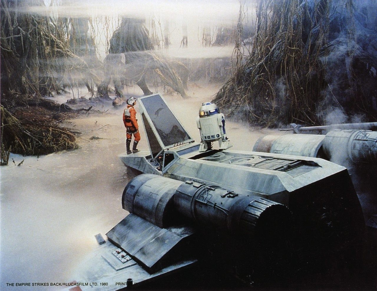 Wallpaper - Star Wars X Wing R2 D2 - HD Wallpaper 