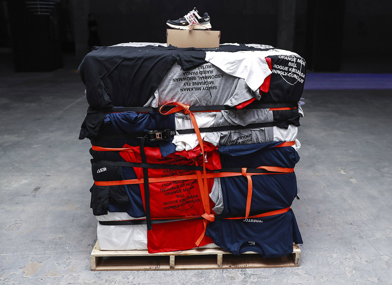 Nike Virgil Abloh Installation - HD Wallpaper 