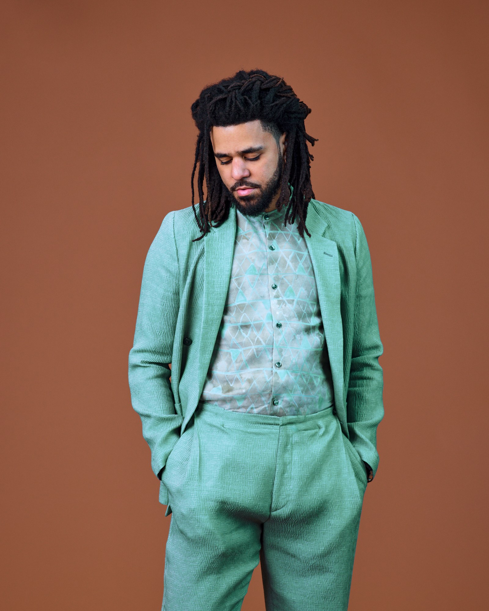 J Cole Cover Of Gq - HD Wallpaper 