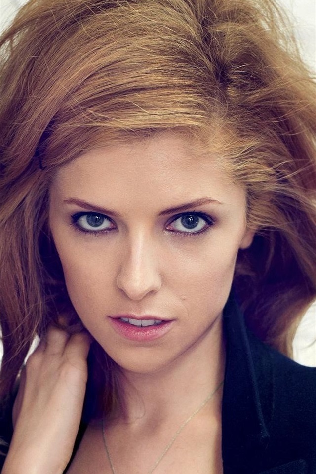 Iphone Wallpaper Anna Kendrick - Anna Kendrick Boobs Gq - HD Wallpaper 