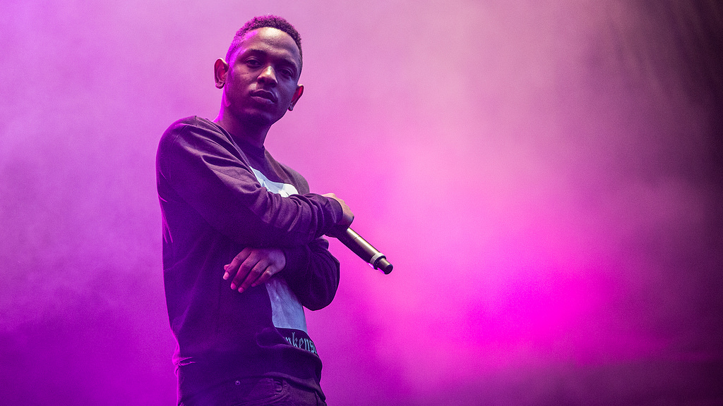 Image Obtained Through Google Commons - Kendrick Lamar Pink Background - HD Wallpaper 