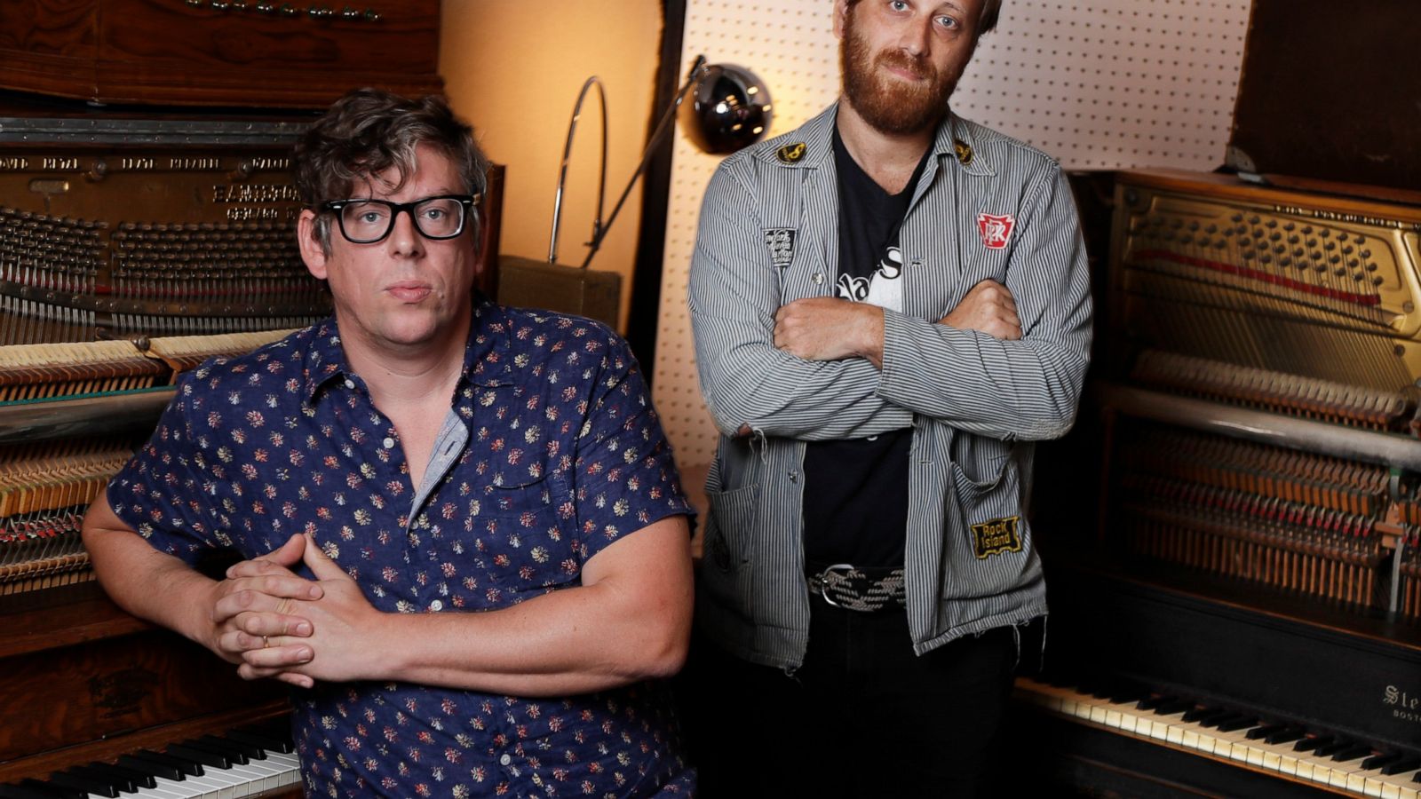 Black Keys Joe Rogan - HD Wallpaper 