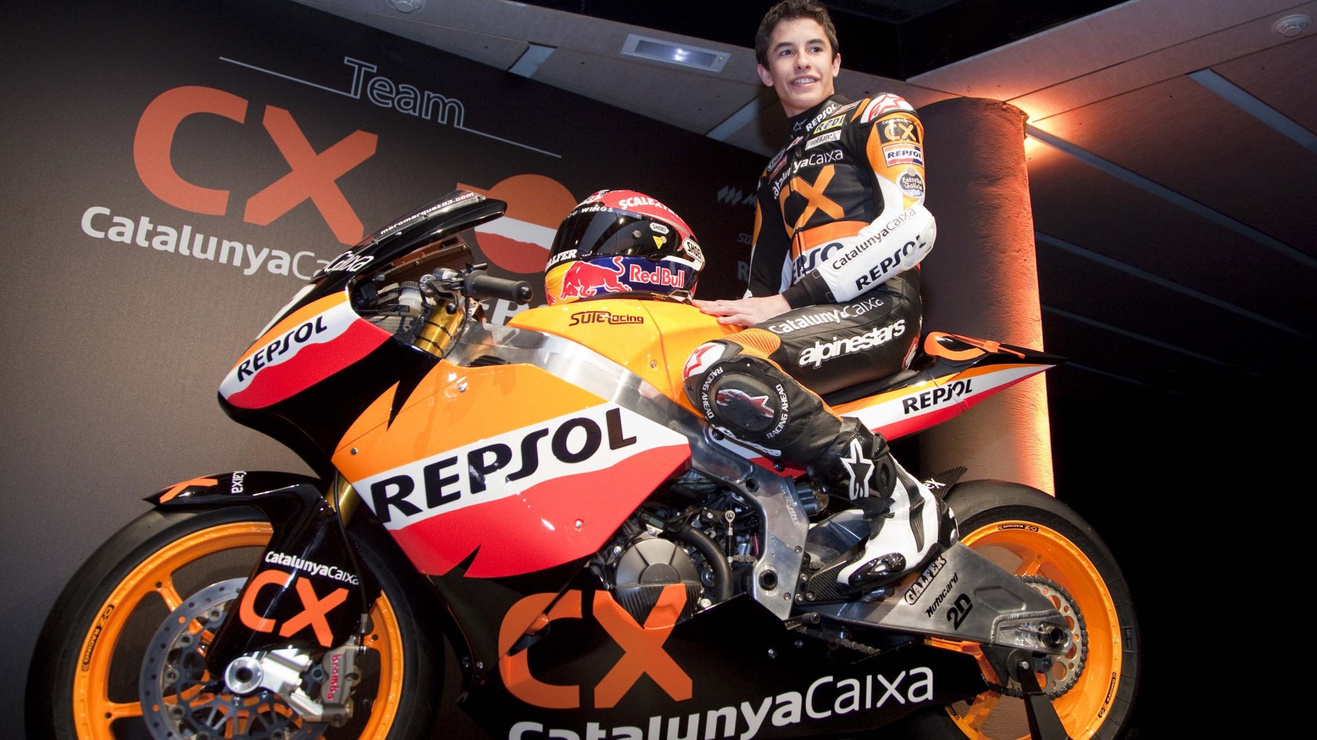Marc Marquez Motogp Rider Wallpaper Hd Wallpaper - Moto 2 Marquez 2011 - HD Wallpaper 