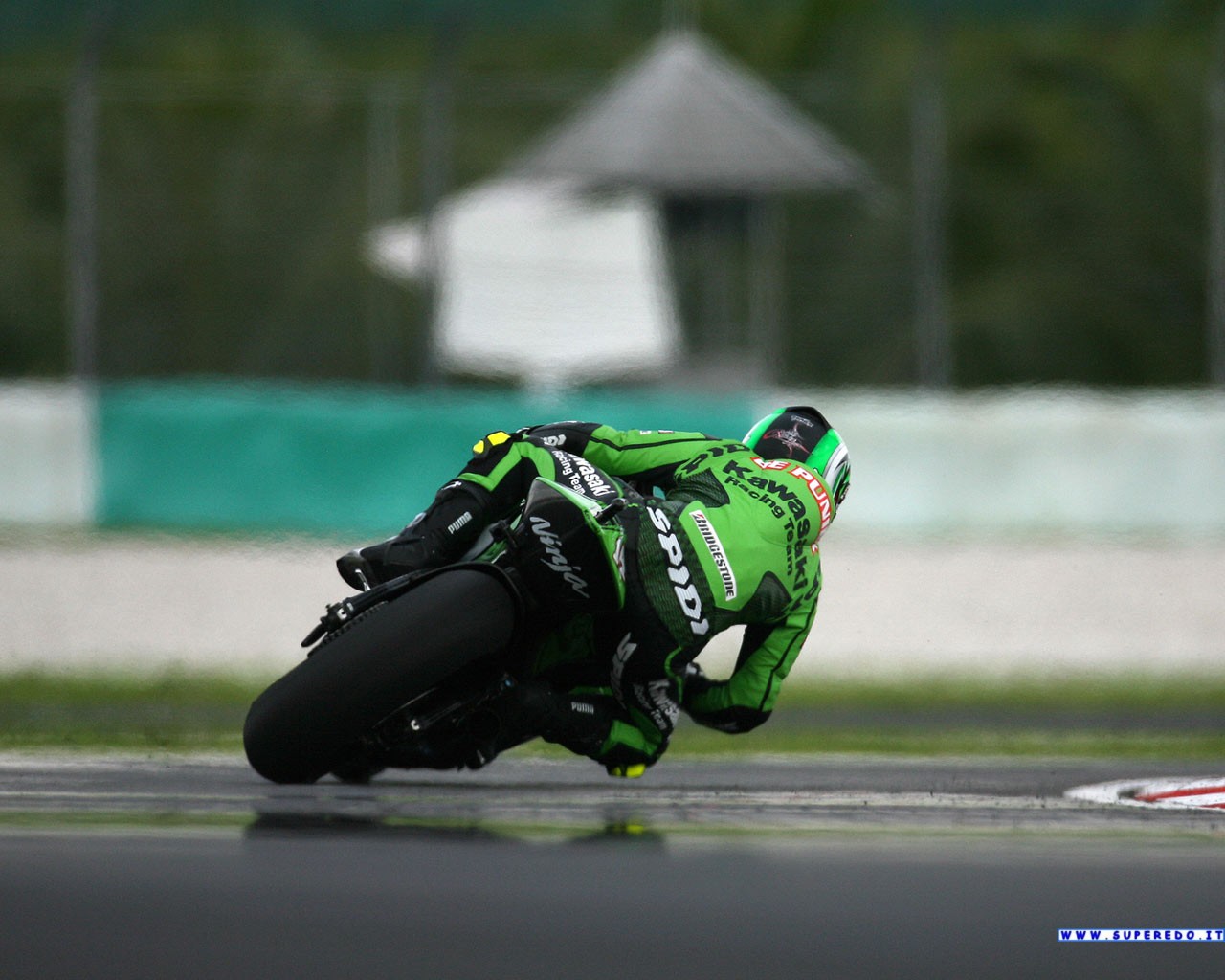 Kawasaki - Motorcycle - HD Wallpaper 