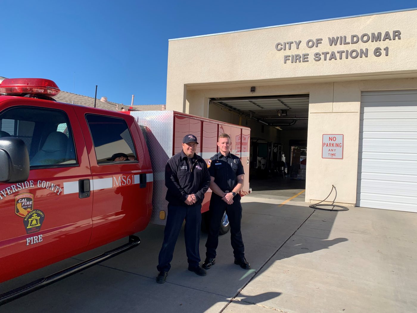 Minivan - HD Wallpaper 