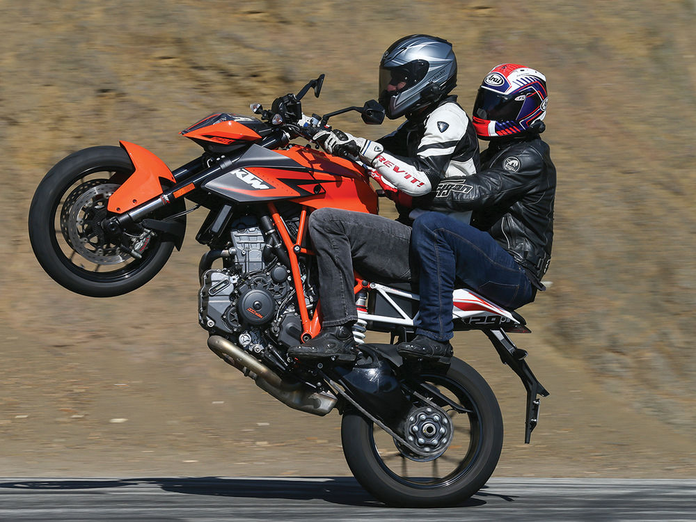 Ktm 1290 Superduke 2 Up - HD Wallpaper 