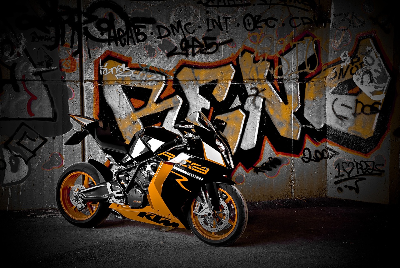 Motorcycle Graffiti Art - HD Wallpaper 