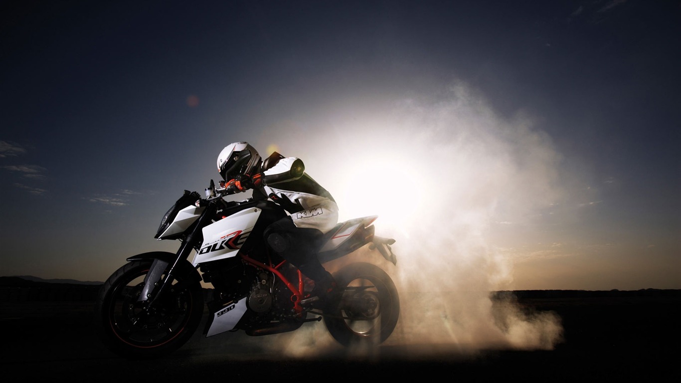 Ktm 990 Super Duke-bike Motorcycle Hd Wallpaper2013 - Ktm 990 Super Duke R - HD Wallpaper 