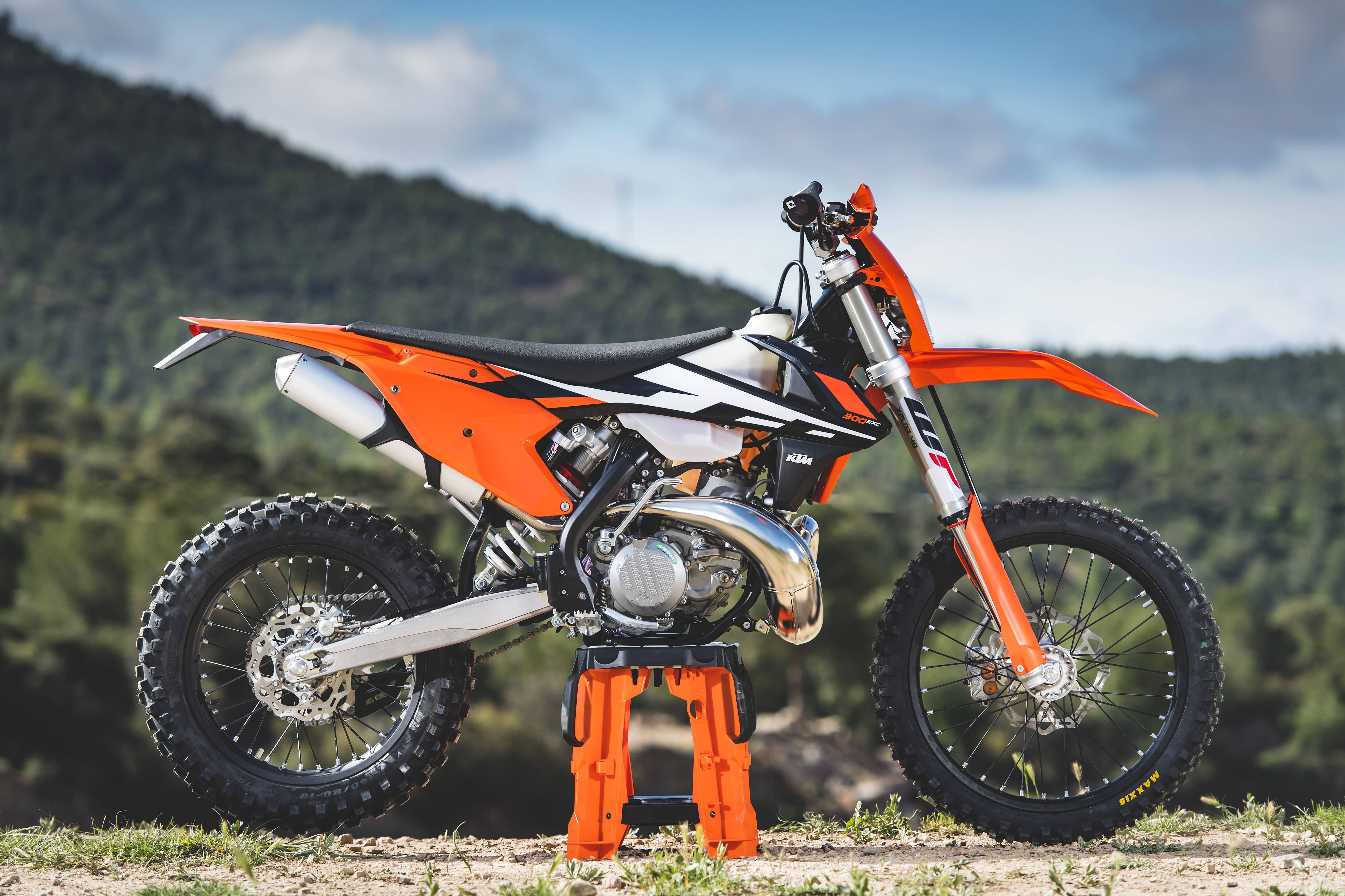 Ktm Exc 250 2017 - HD Wallpaper 