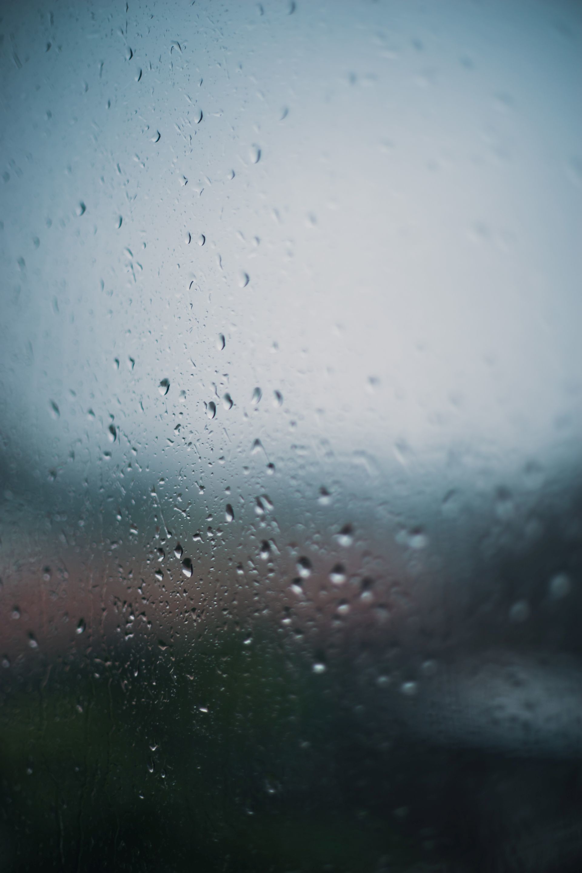 But With That Same Smartphone Likely Rocking A Display - Rain - HD Wallpaper 