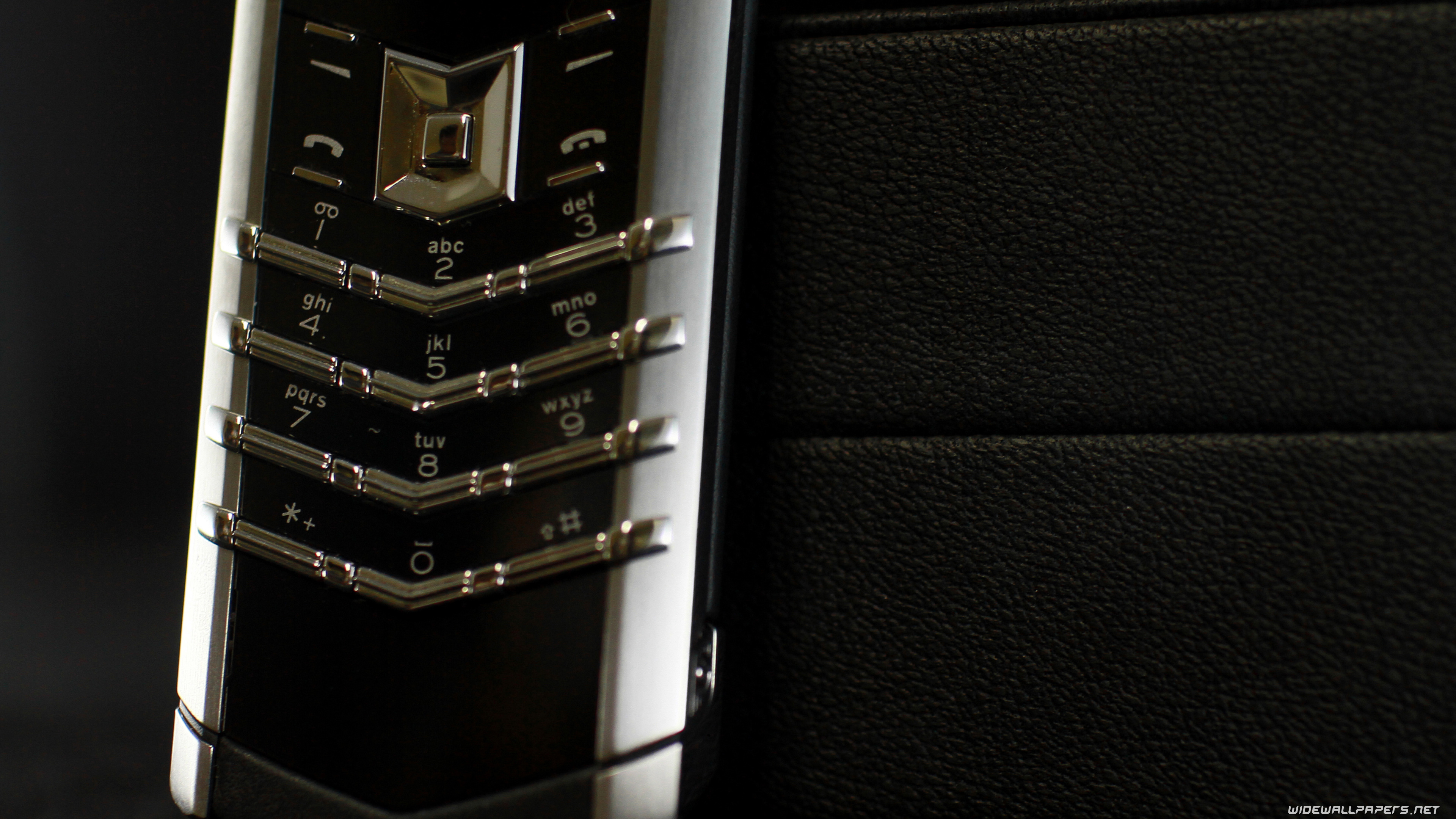Vertu Phone - 3840x2160 Wallpaper - teahub.io