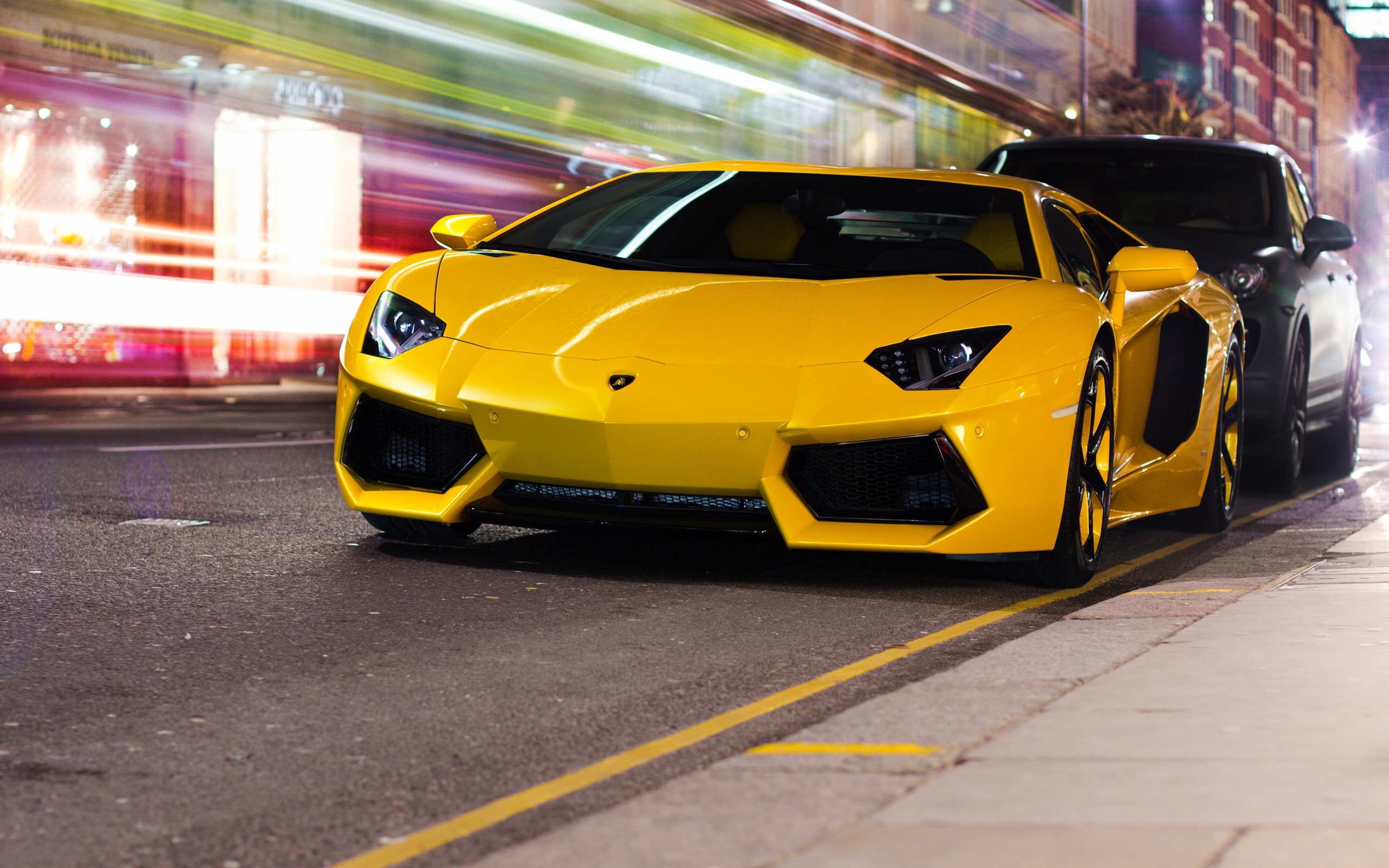Black And Yellow Cool Cars 15 Desktop Wallpaper - Yellow Lamborghini Reventon - HD Wallpaper 
