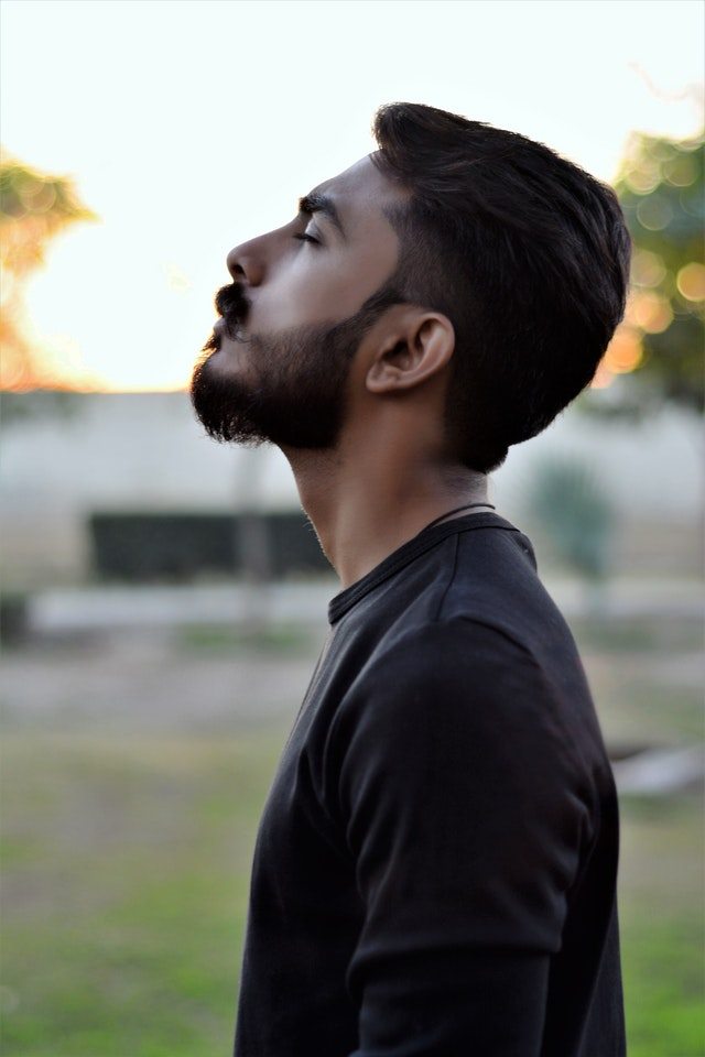 Indian Boy With Beard Wallpaper For Phone - Side View - HD Wallpaper 
