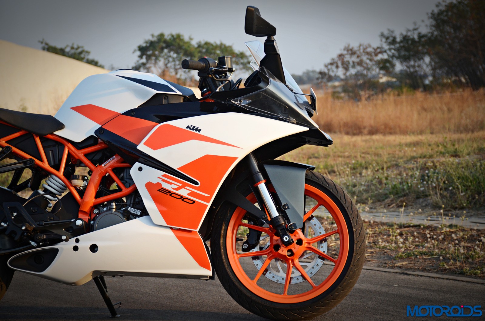 2017 Ktm Rc200 Front - Ktm Rc 200 White Colour - 1600x1060 Wallpaper - 2017 Ktm Rc200 Front - Ktm Rc 200 White Colour - 1600x1060 Wallpaper -