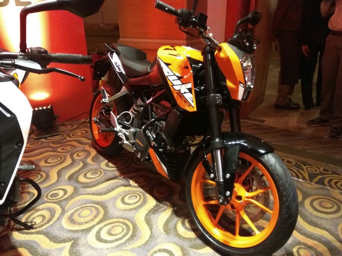 Ktm Duke 200 India Launch Orange - HD Wallpaper 