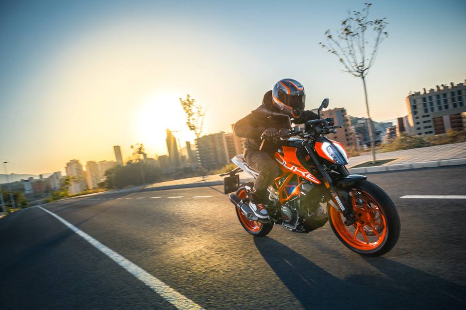 Ktm Duke 390 2017 - HD Wallpaper 