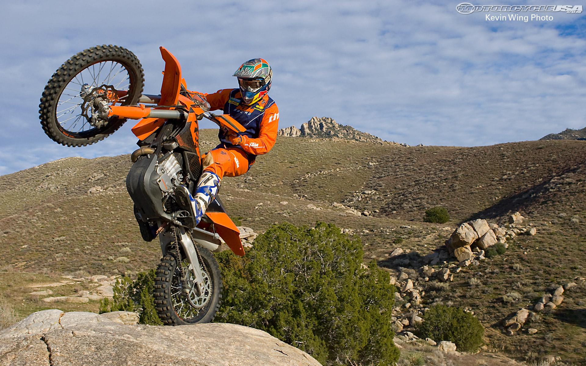 Ktm Dirt Bikes Wallpaper Cool Picture Of A Dirt Bike 1920x1200 Wallpaper Teahub Io