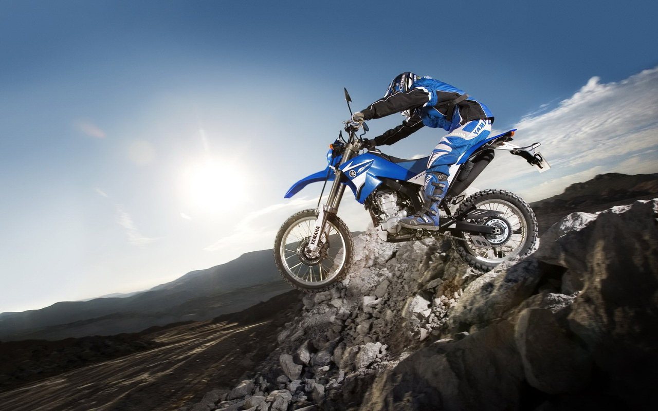 Honda Dirt Bike Wallpaper - Off Road Motorcycle - HD Wallpaper 