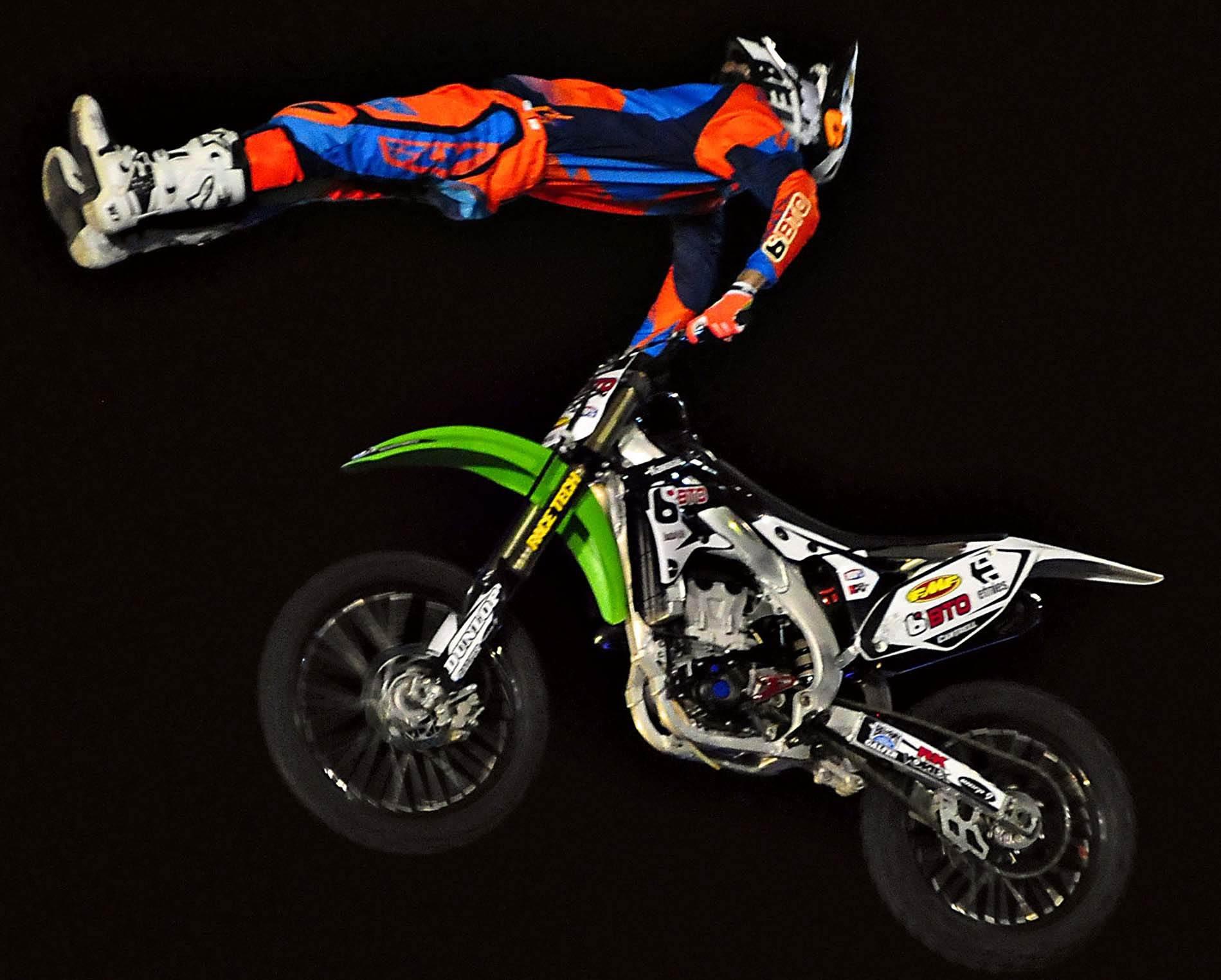 Hd Freestyle Dirtbike Motocross Moto Bike Extreme Motorbike - Freestyle Motocross - HD Wallpaper 