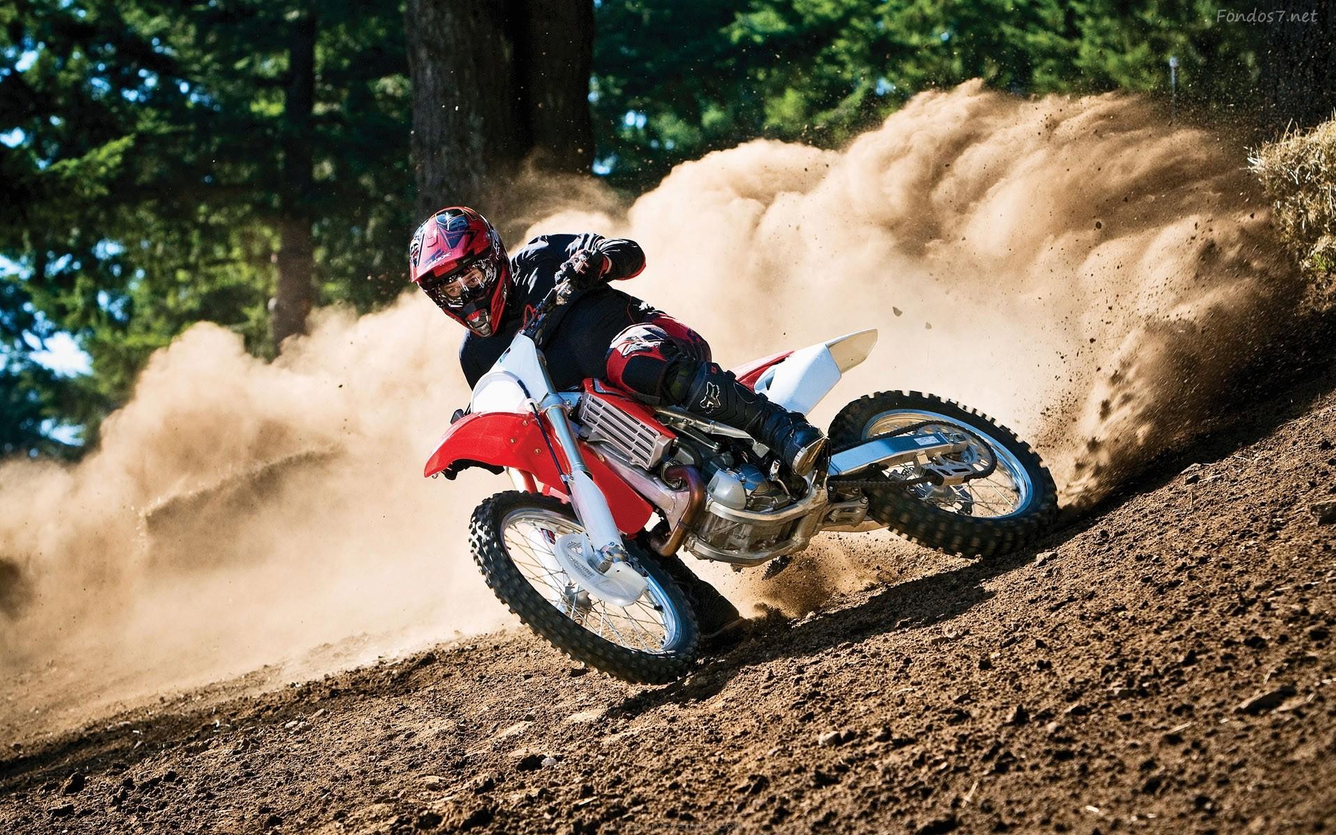 Honda Dirt Bike Backgrounds - HD Wallpaper 