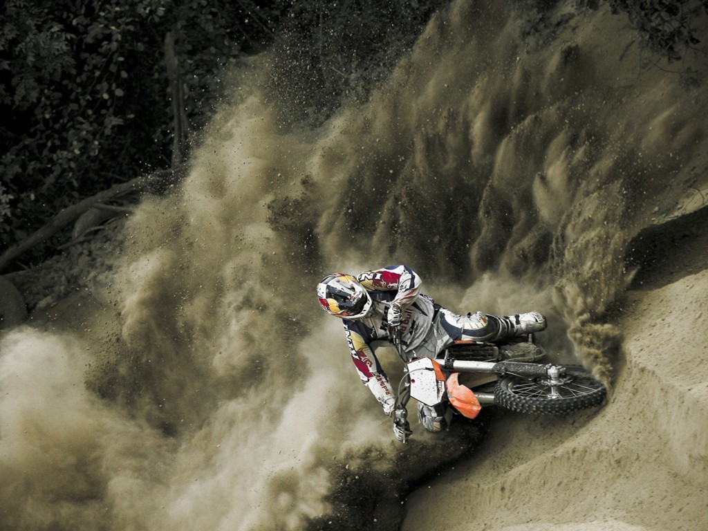 Vehicles Wallpaper - Motocross - Sand - Bike Racing Wallpapers For Laptop - HD Wallpaper 