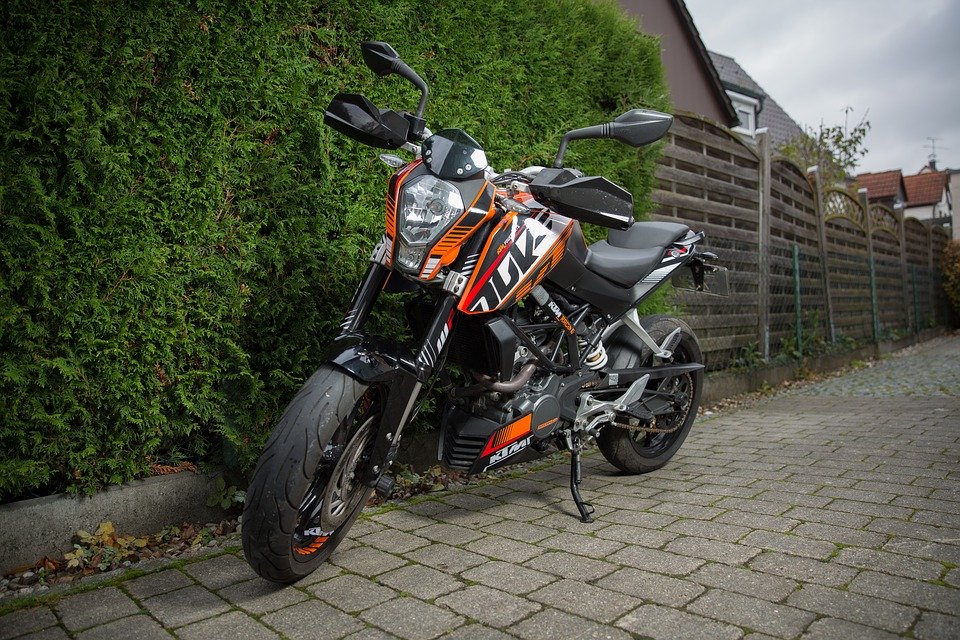 Ktm 125cc Motorbikes - HD Wallpaper 