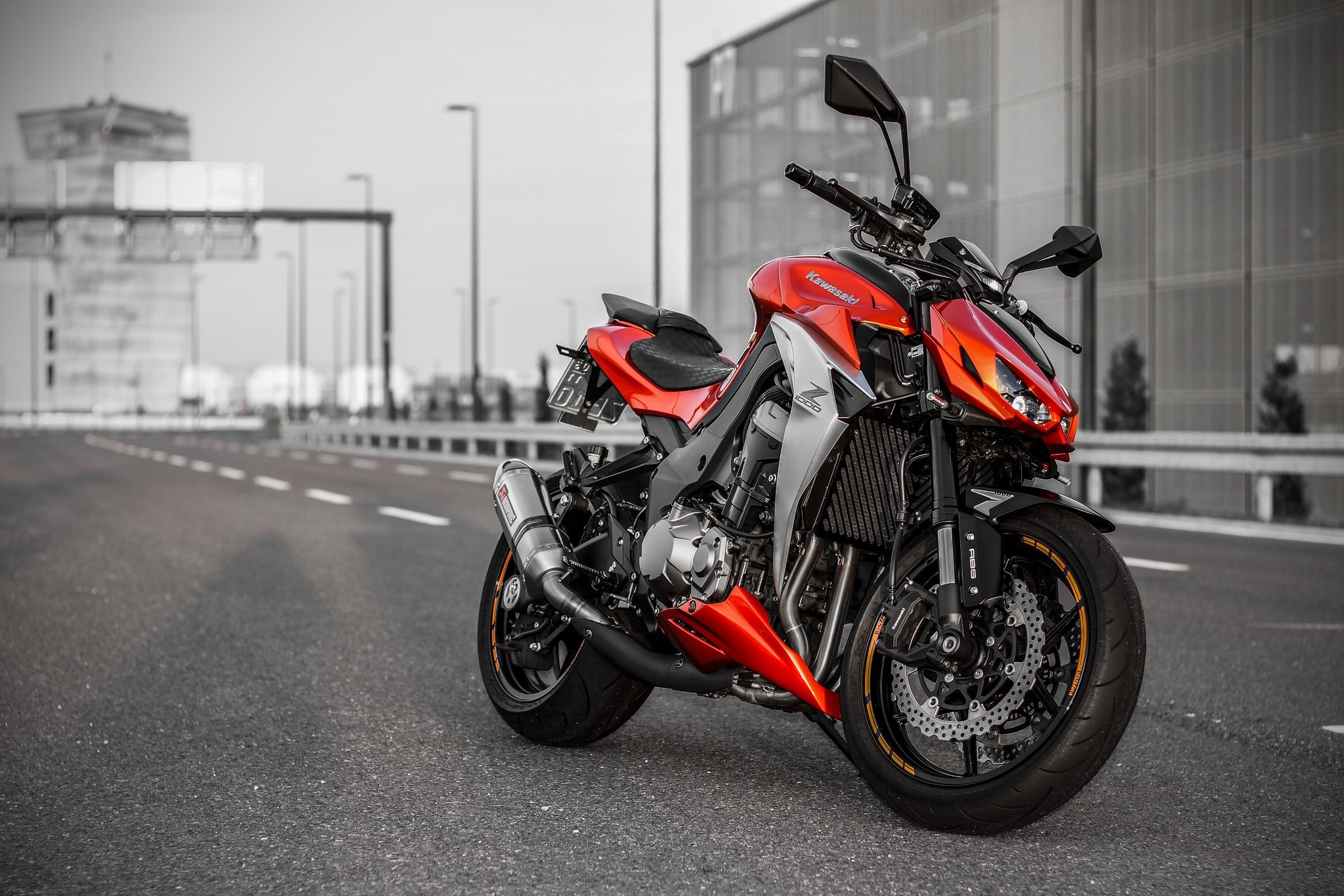 Kawasaki Z1000 Red 
 Data-src /w/full/6/f/f/95422 - Kawasaki Z1000 Wallpaper Hd - HD Wallpaper 