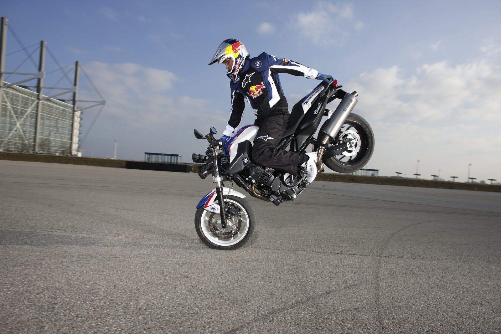 Bmw F 800 R - HD Wallpaper 