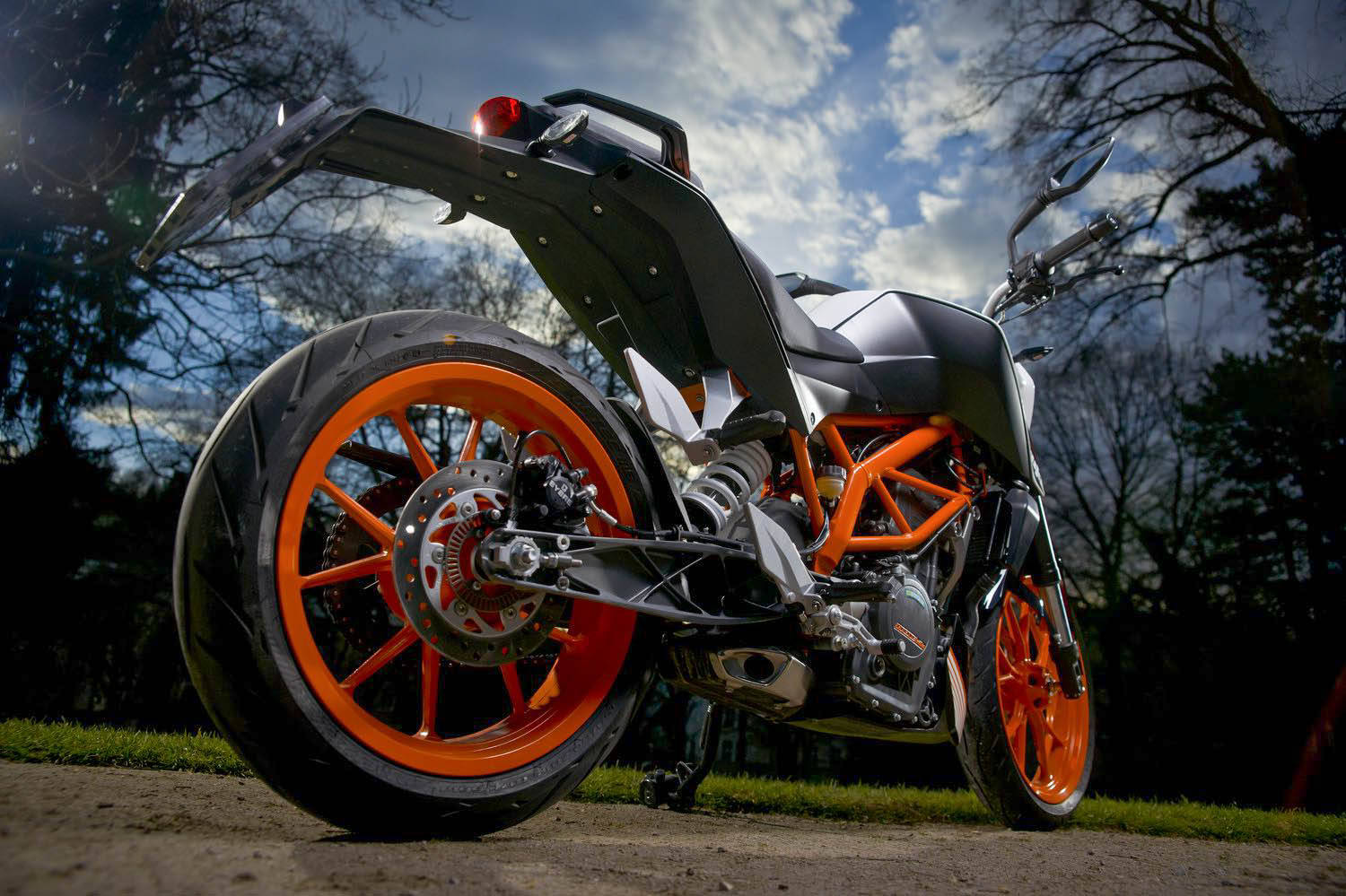 Ktm Duke 200 Paisaje - HD Wallpaper 
