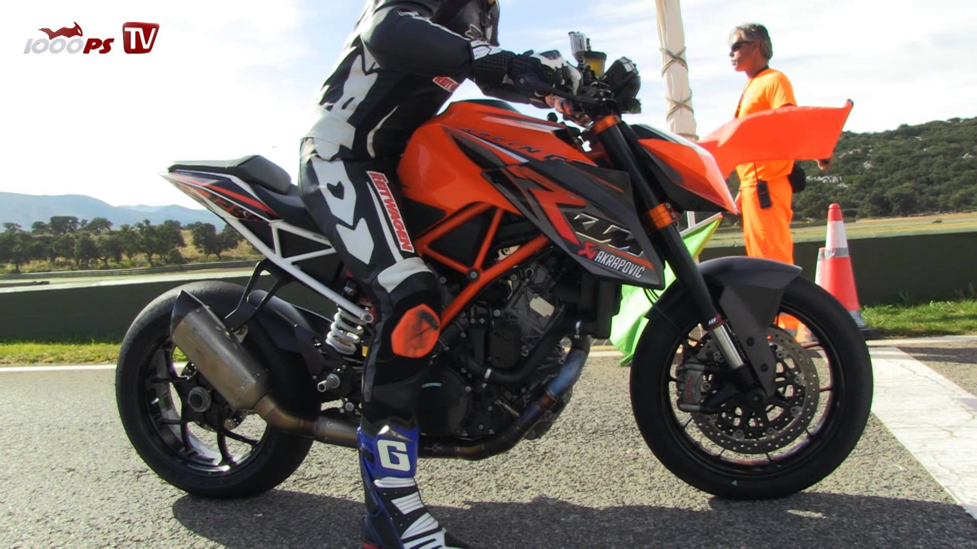Ktm Duke 1000 Cc - HD Wallpaper 