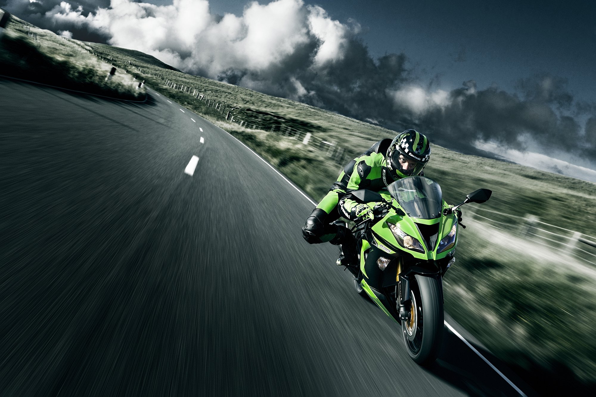 Kawasaki Zx6r - HD Wallpaper 