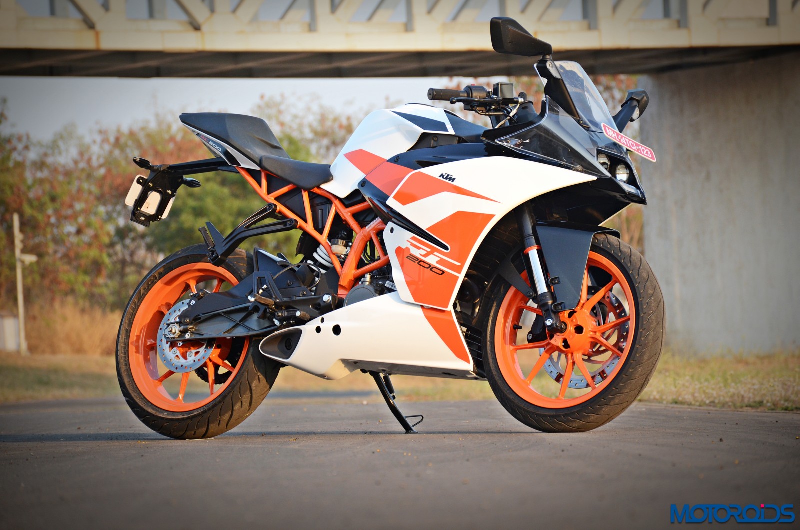 2017 Ktm Rc200 Front - Ktm Rc 200 Look - HD Wallpaper 