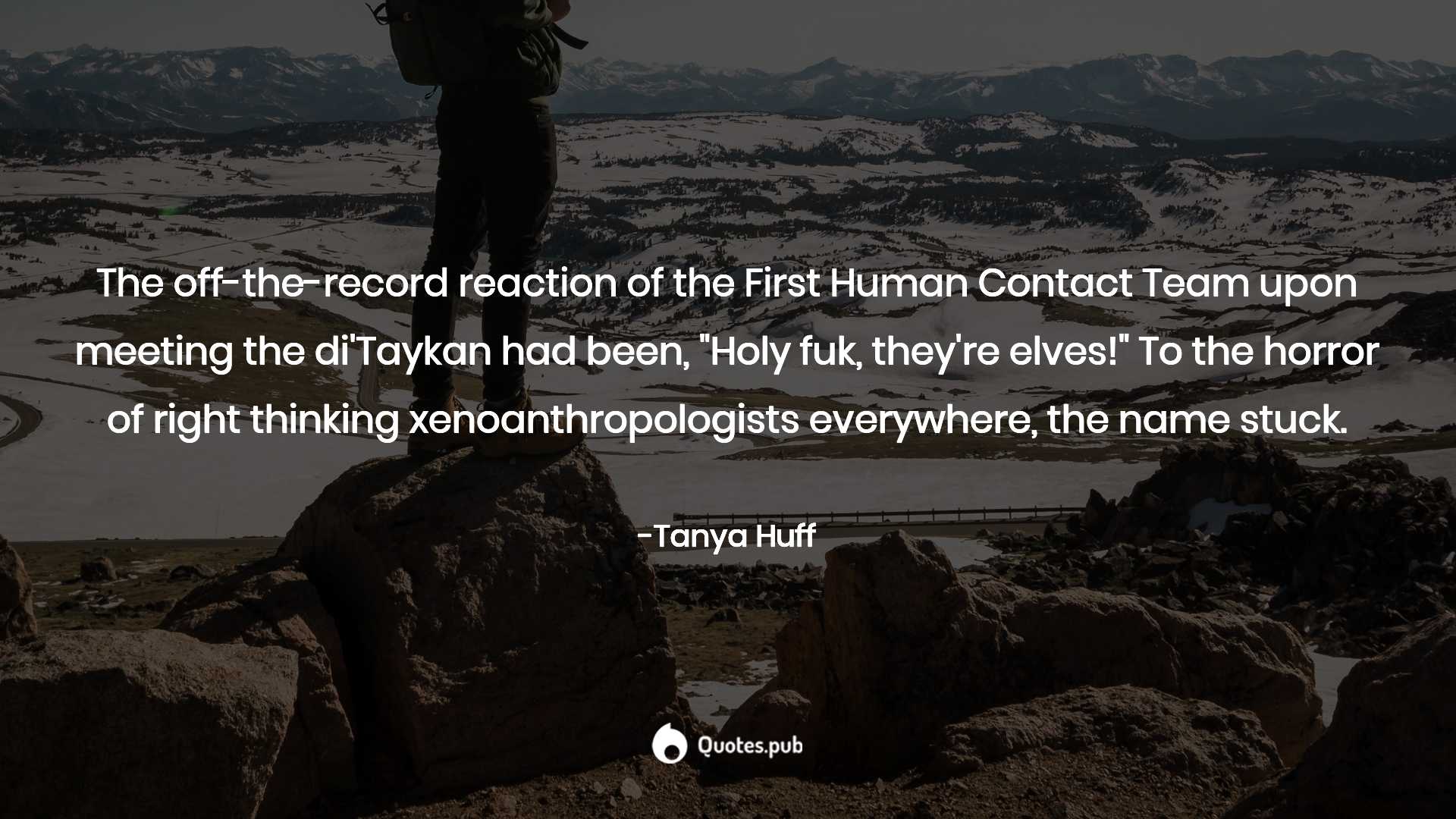 Elizabeth Gilbert Fear Mall Cop - HD Wallpaper 