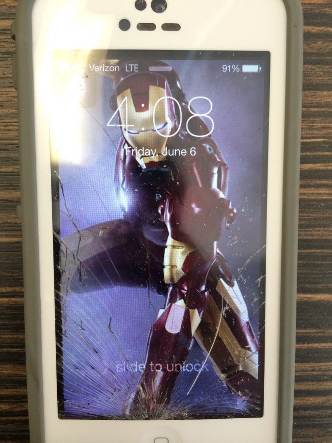 Cracked Phone Screens 10 - Fix Ur Broken Screen - HD Wallpaper 