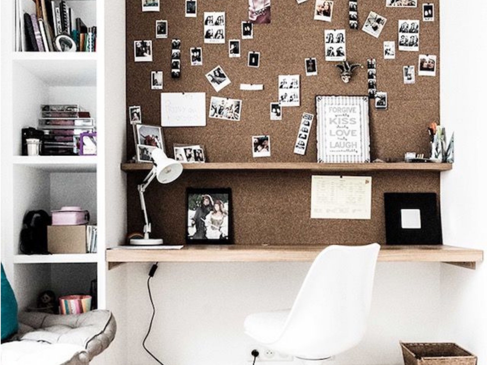 10 Cute Diy Cork Board Ideas For Your College Dorm - Dorm Minimalist Room Decor Ideas - HD Wallpaper 