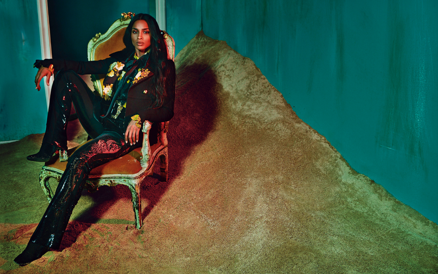 Ciara For Roberto Cavalli - Jlo Campaign Roberto Cavalli - HD Wallpaper 