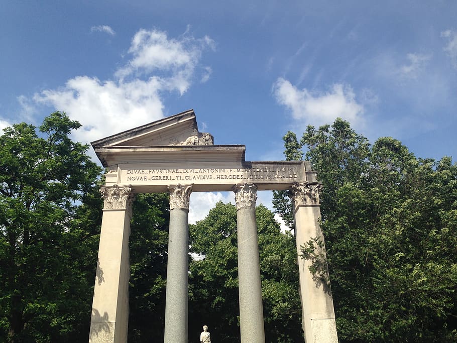 Italy, Roma, Viale Dei Cavalli Marini, Statue, Clouds, - HD Wallpaper 