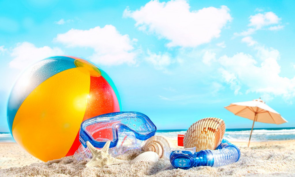 Summer Season Beach Scene - HD Wallpaper 