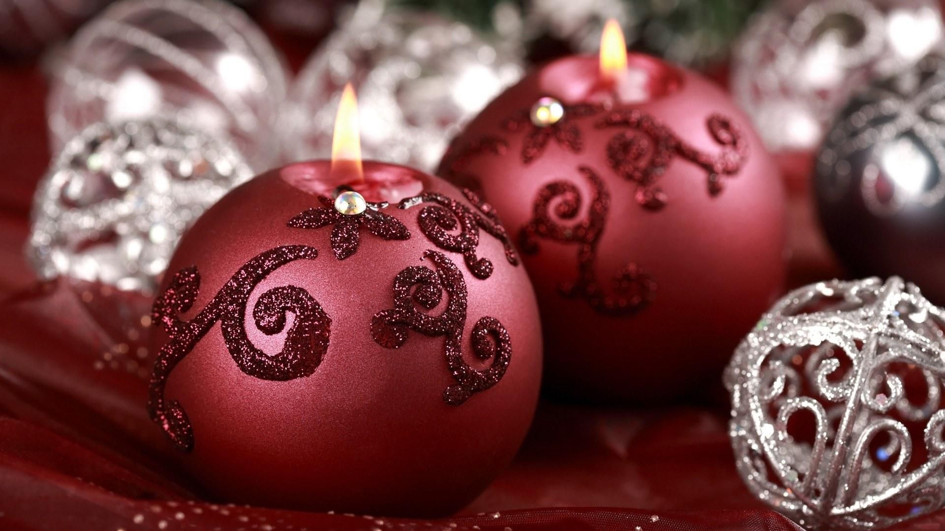 Round Christmas Candles - HD Wallpaper 