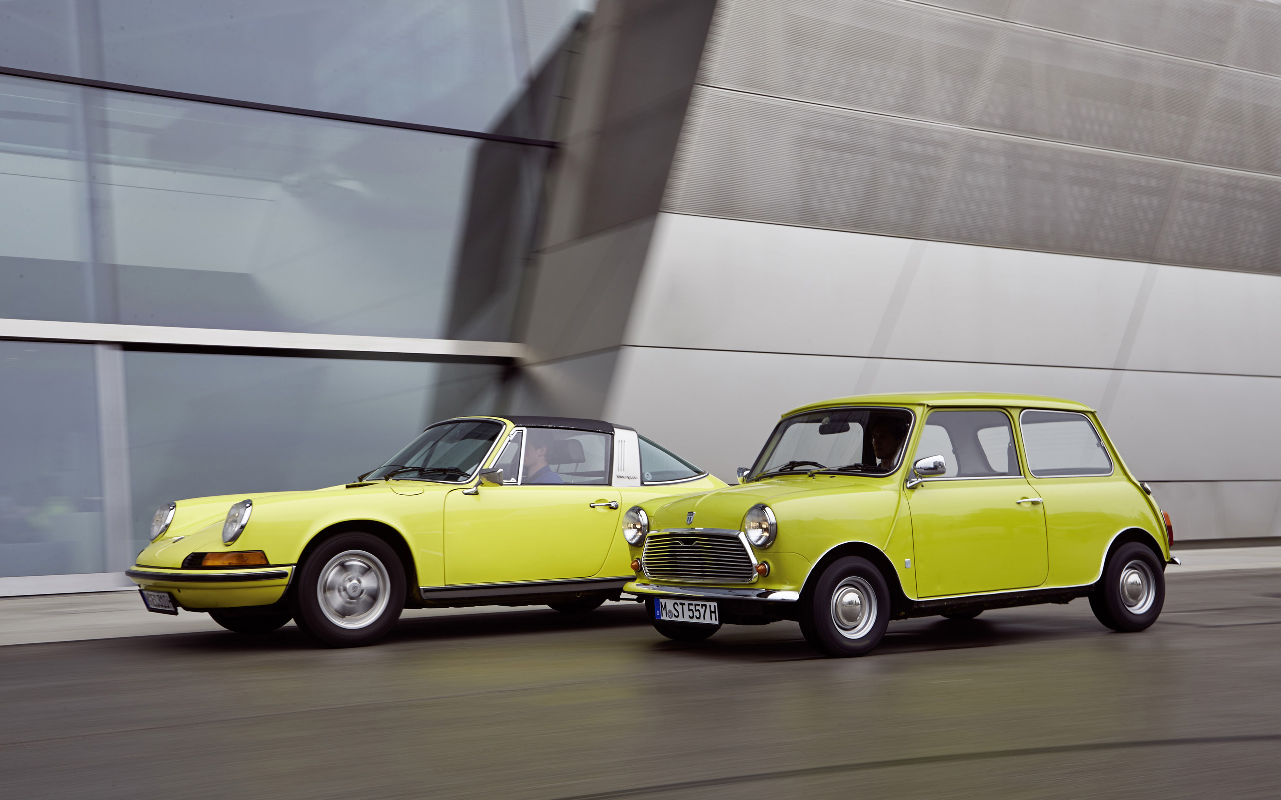 Antique Car - HD Wallpaper 